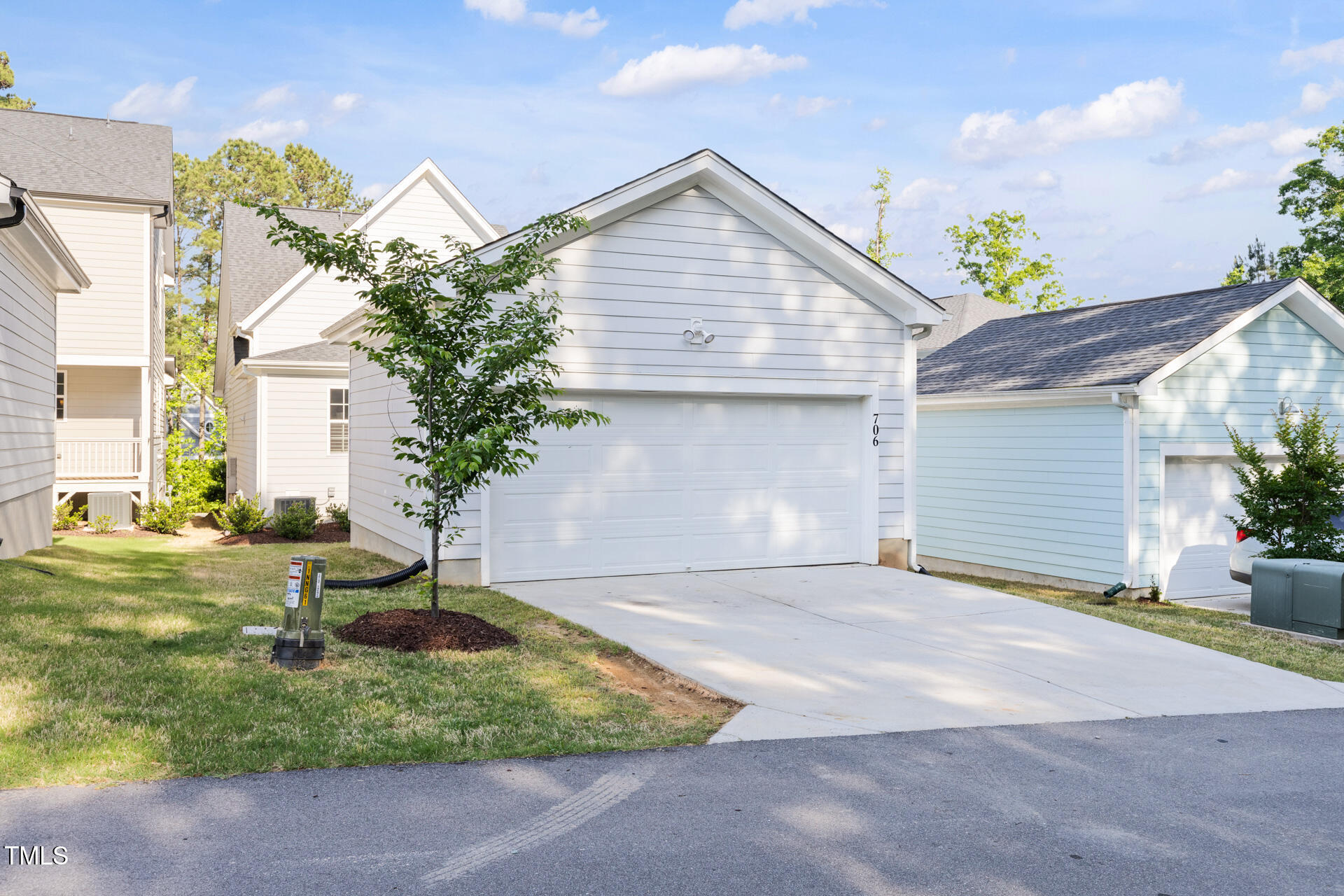 706 Great Ridge Parkway