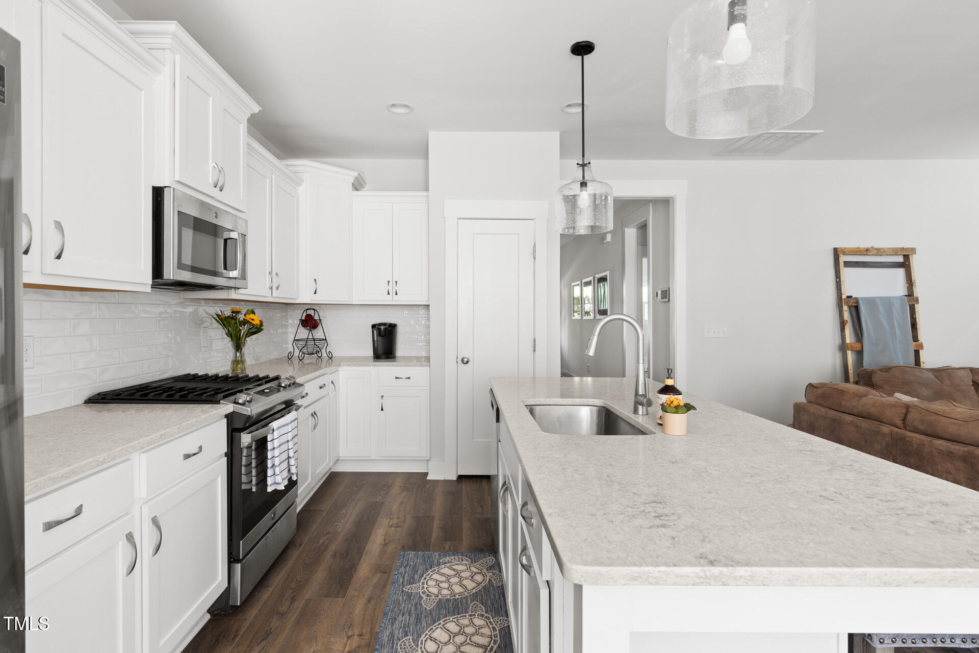 706 Great Ridge Parkway