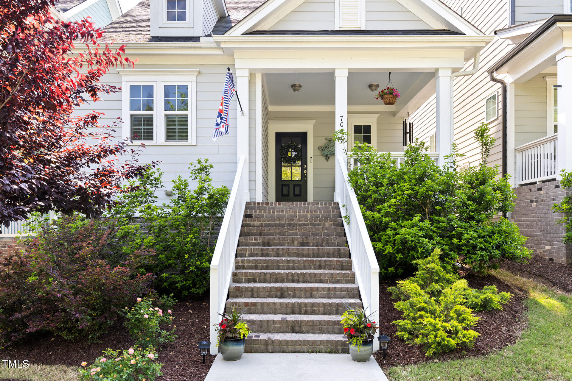 706 Great Ridge Parkway