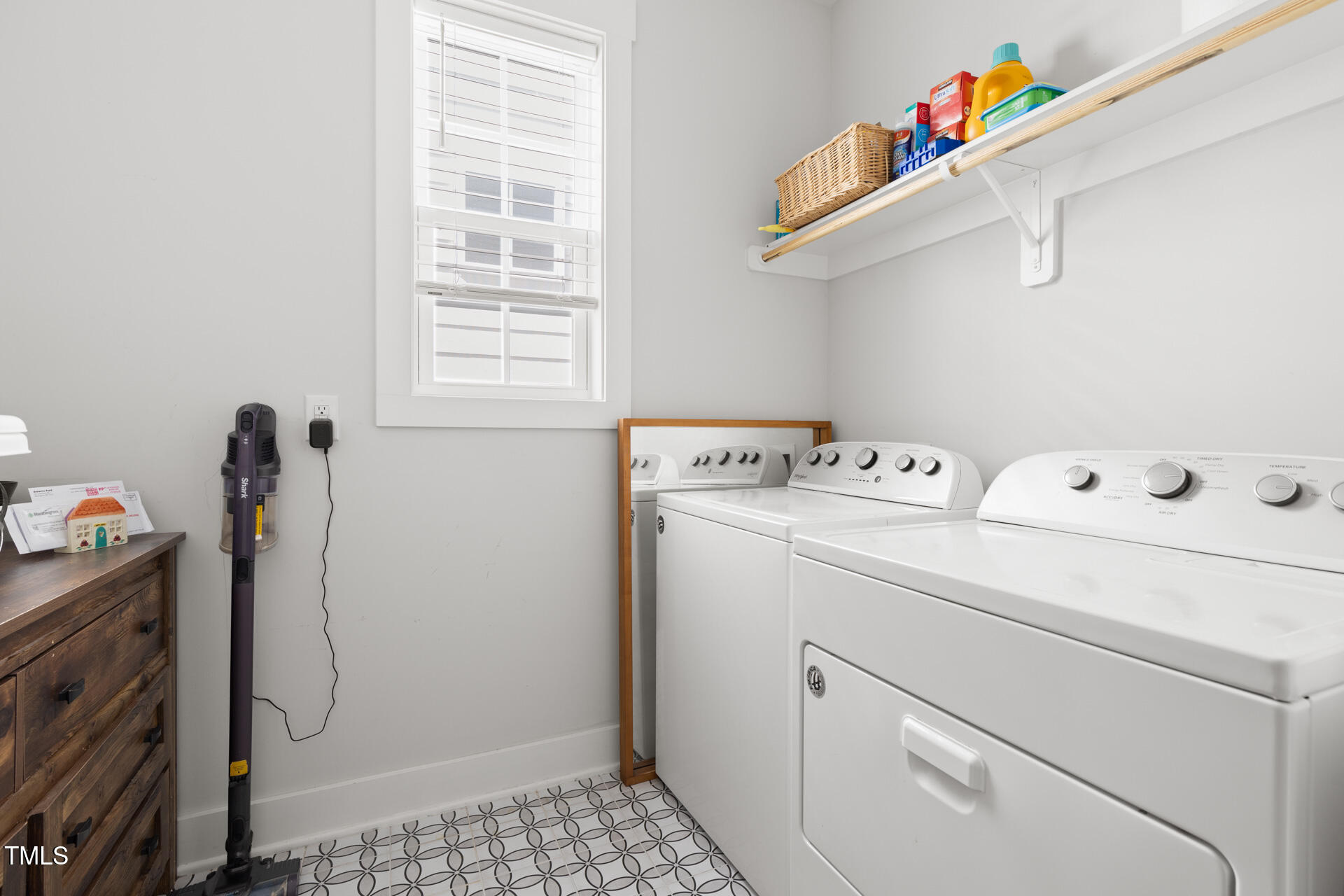 706 Great Ridge Parkway