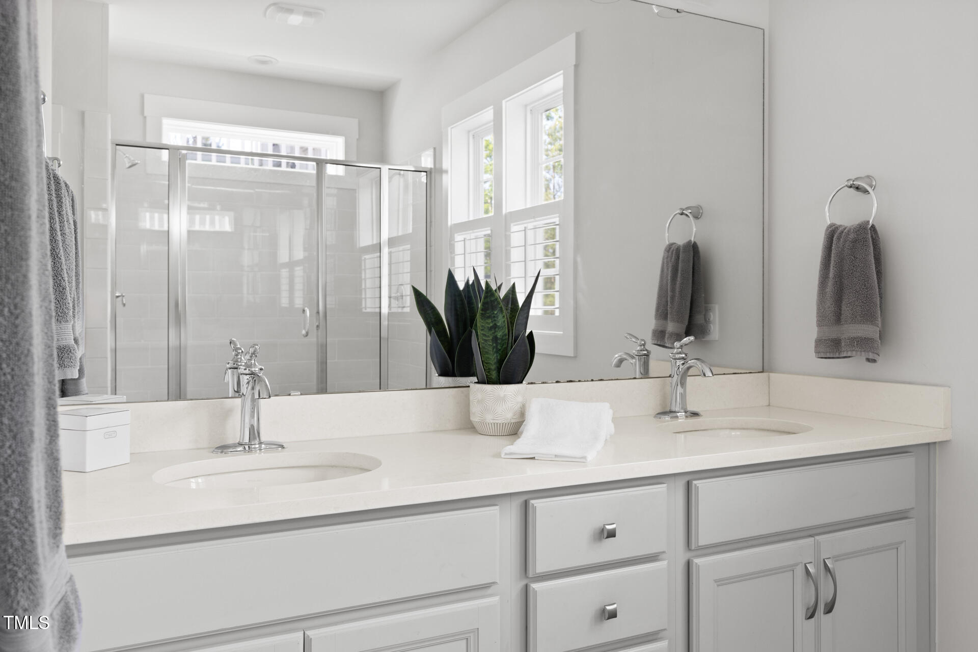 706 Great Ridge Parkway