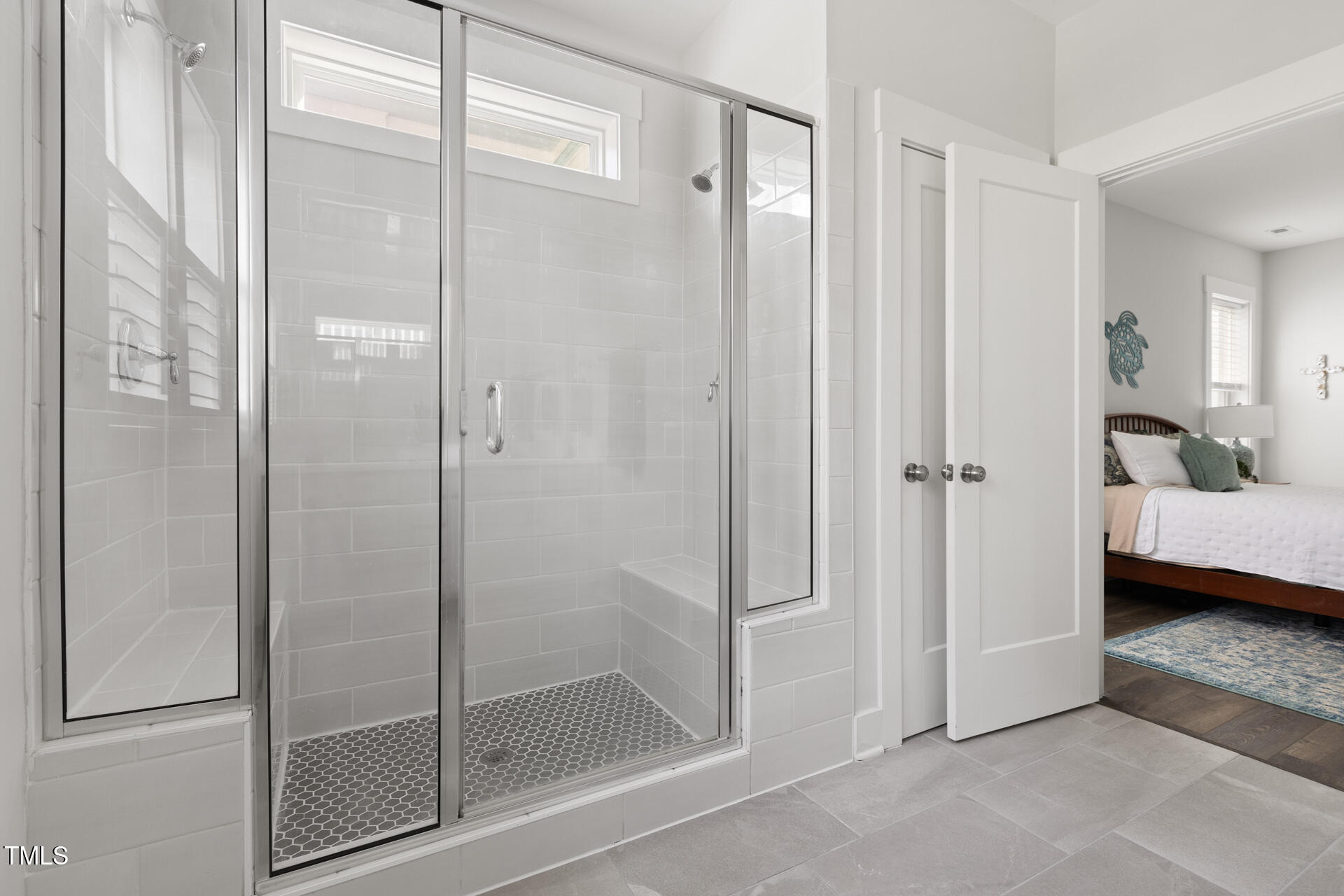 706 Great Ridge Parkway