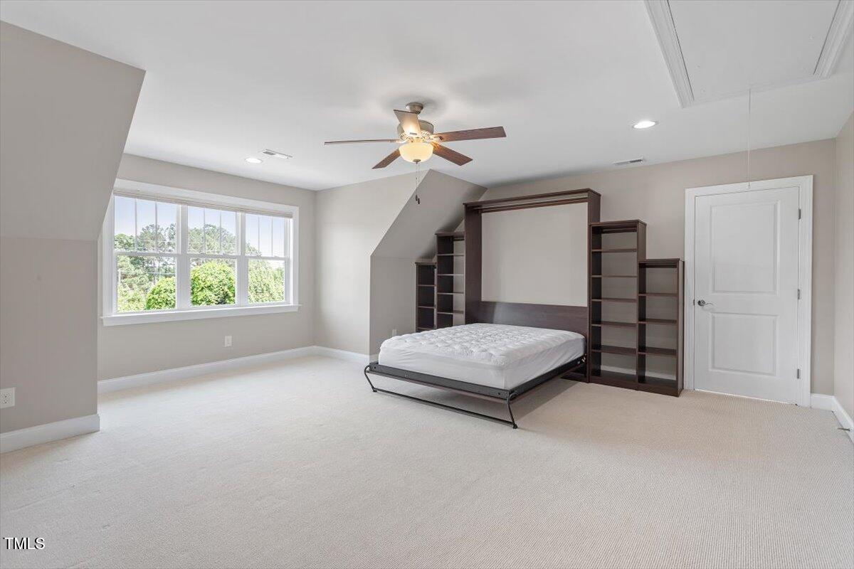 10 Princeton Manor Drive