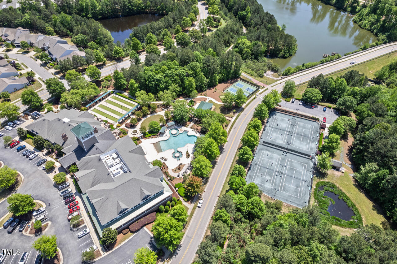 524 Clarenbridge Drive