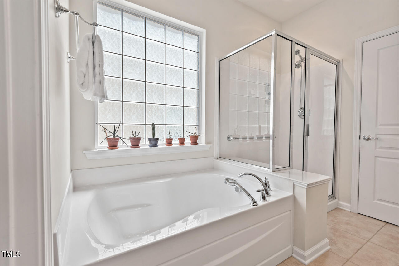 524 Clarenbridge Drive