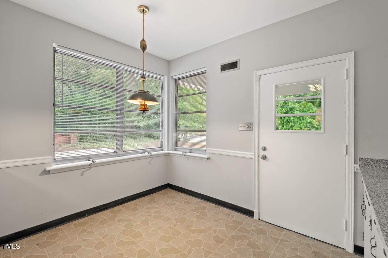 1502 Washington Street