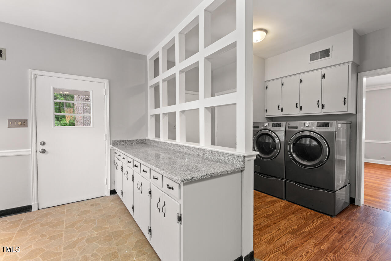 1502 Washington Street