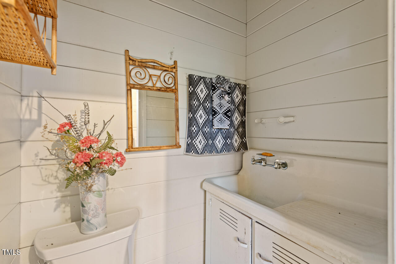 1502 Washington Street