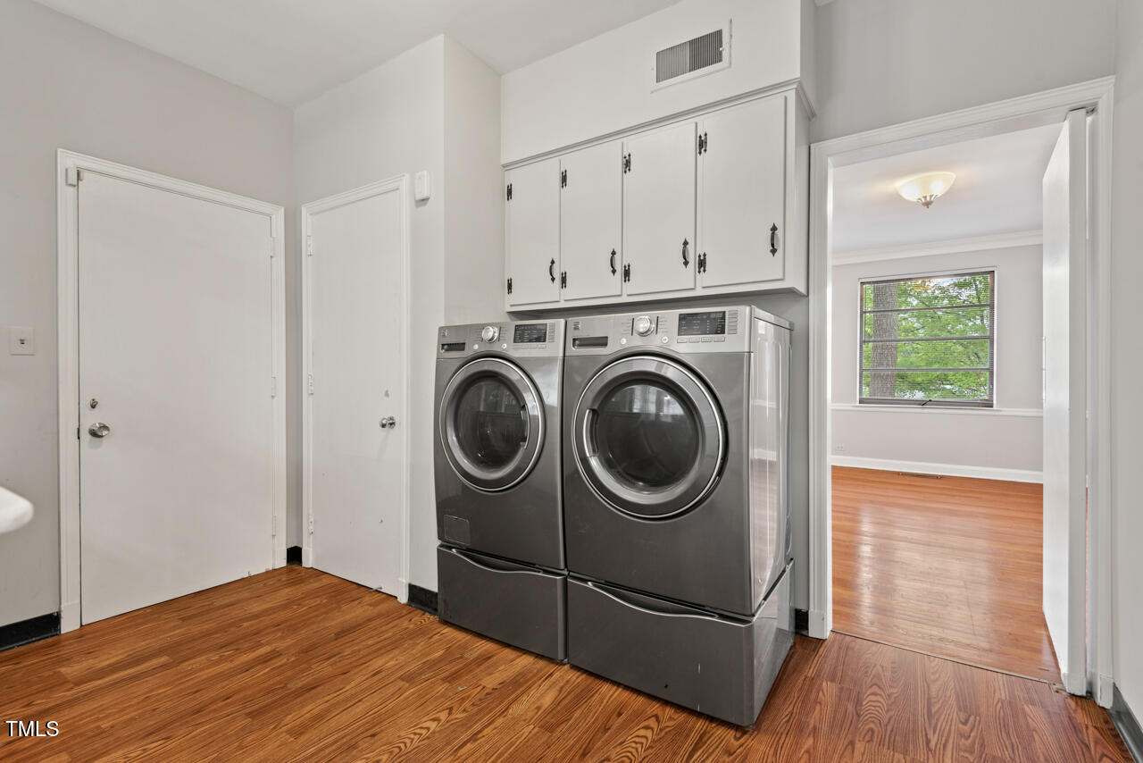 1502 Washington Street