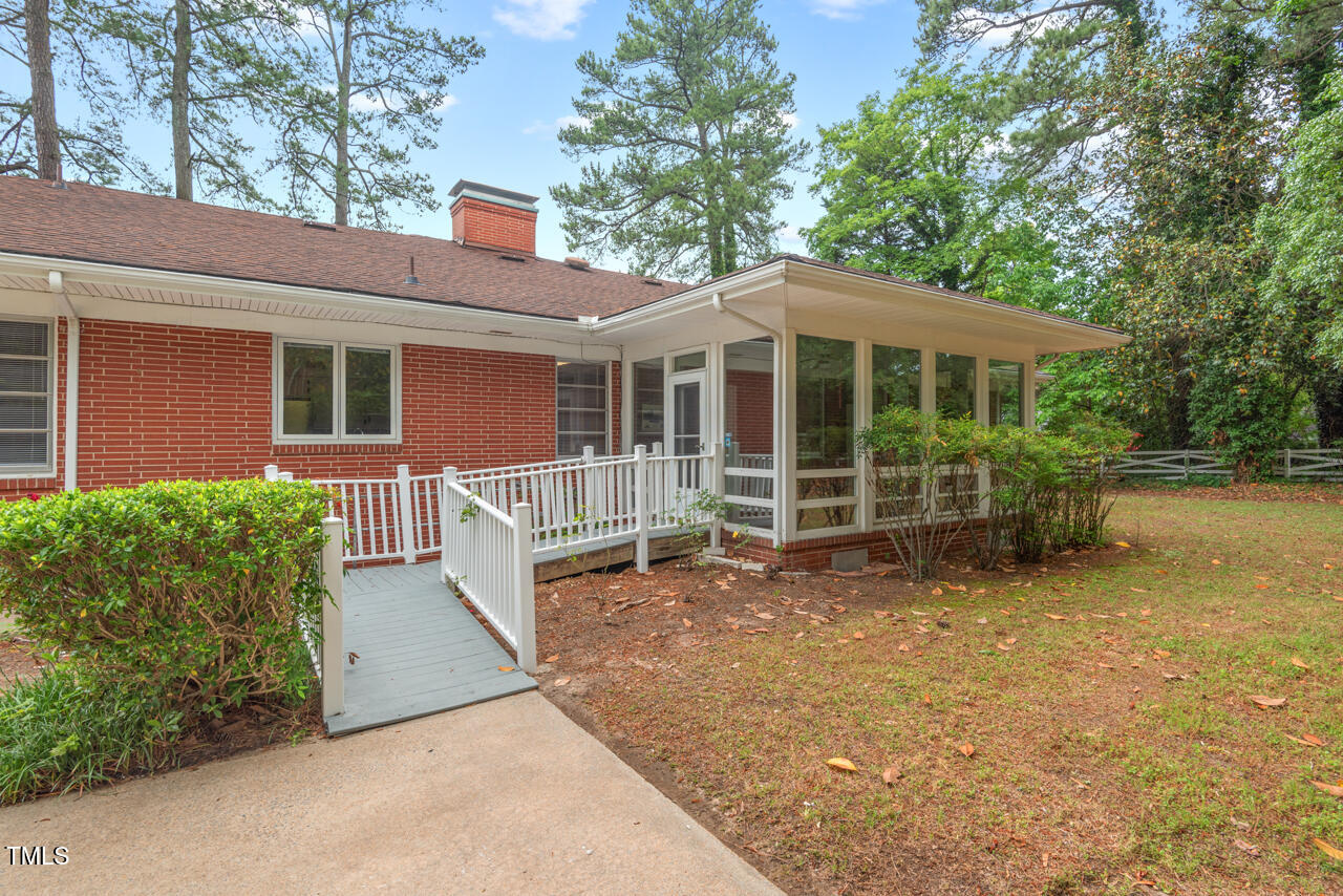 1502 Washington Street