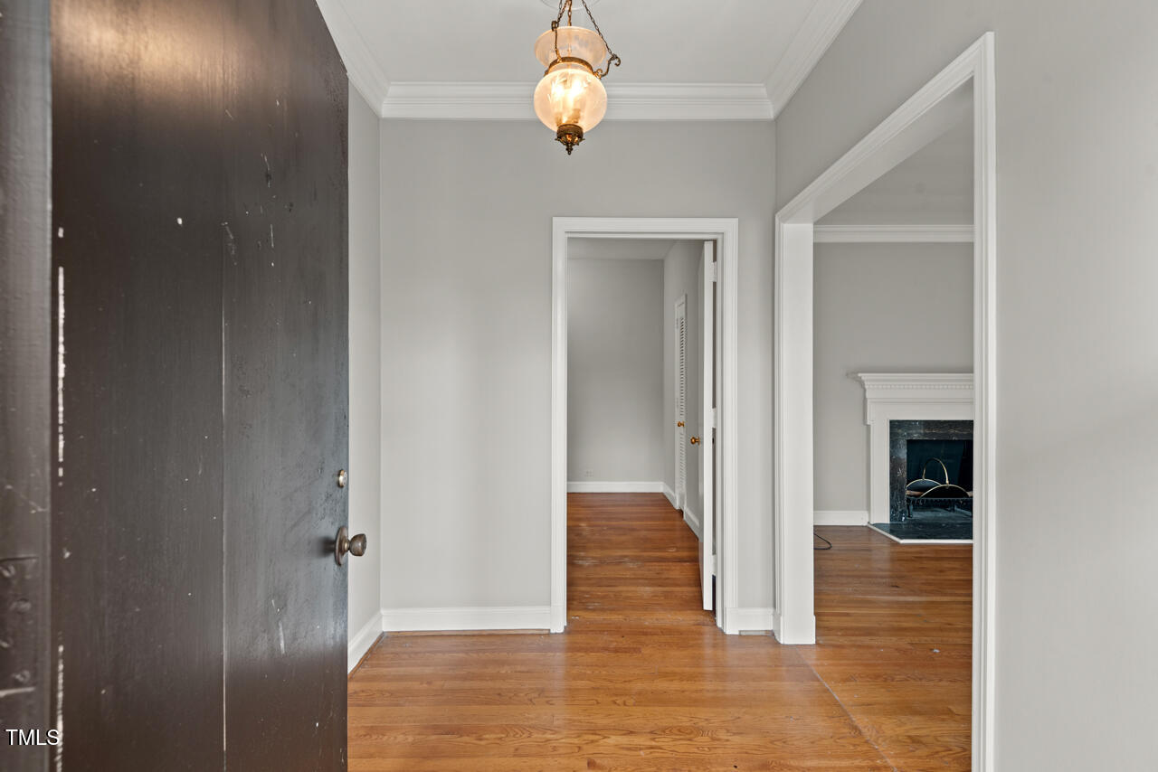 1502 Washington Street