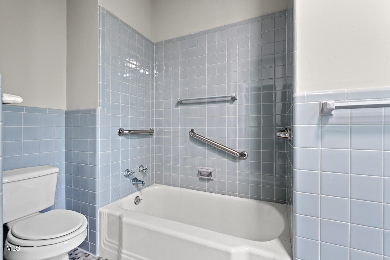 1502 Washington Street