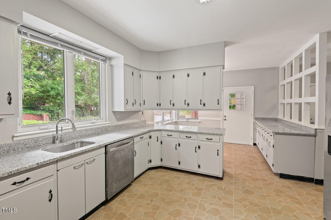 1502 Washington Street