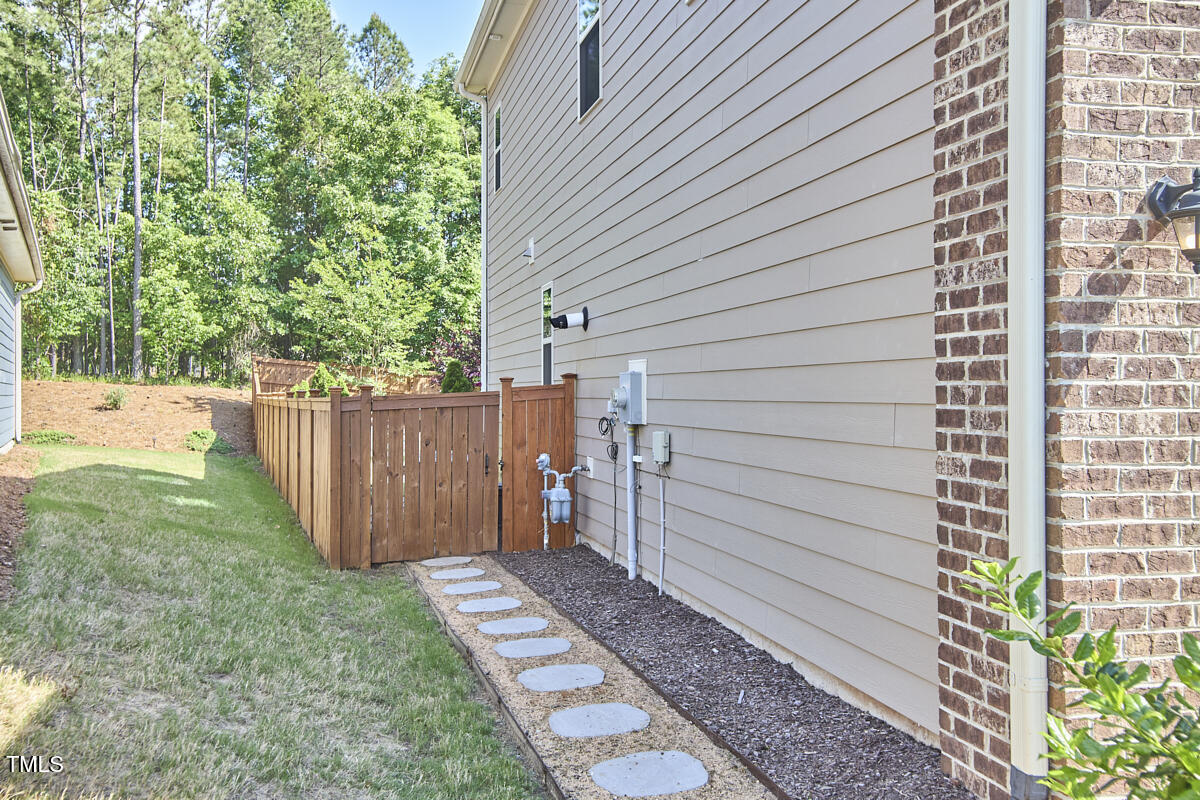 1808 Capstone Drive
