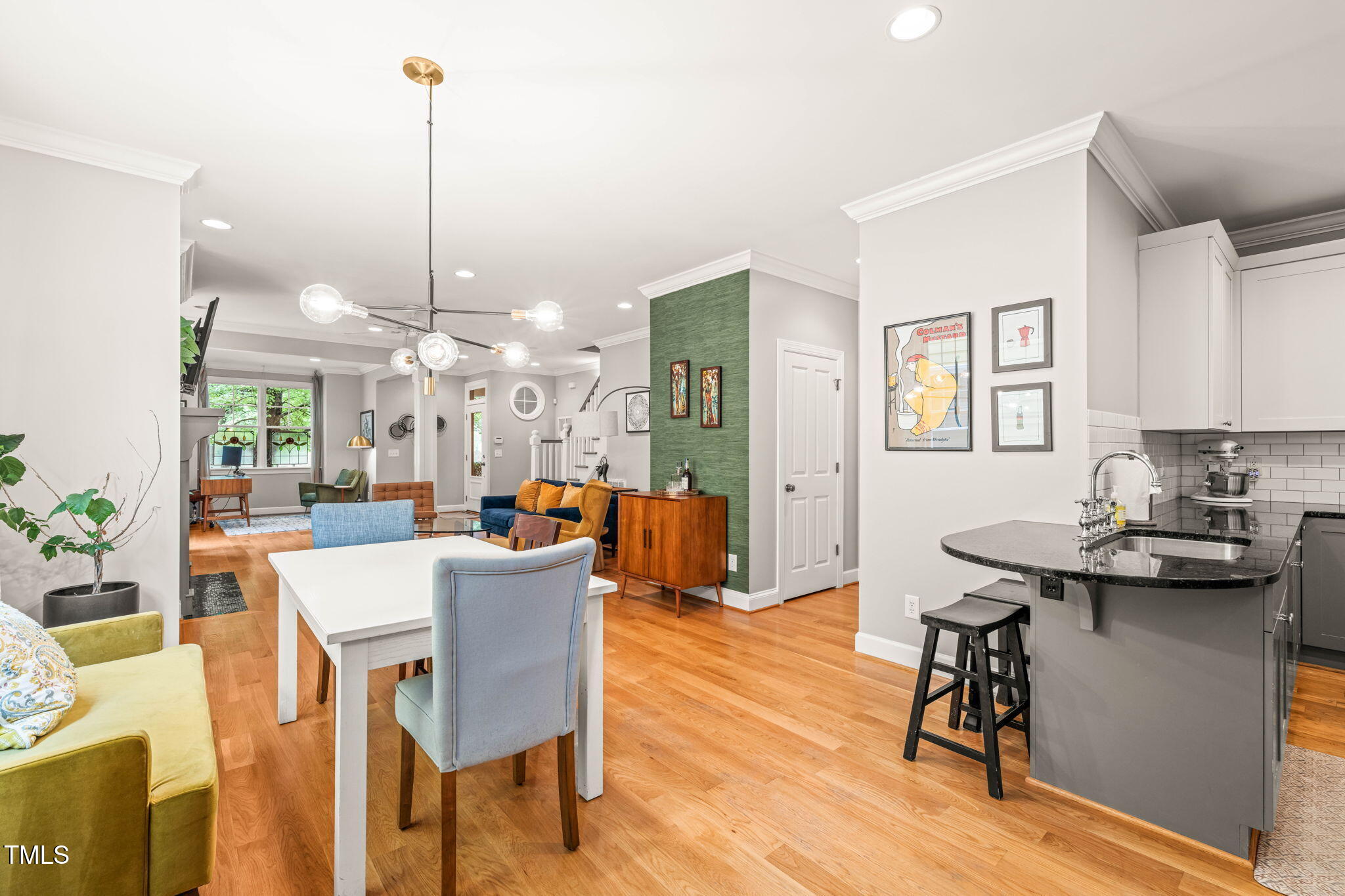 404 S Camellia Street