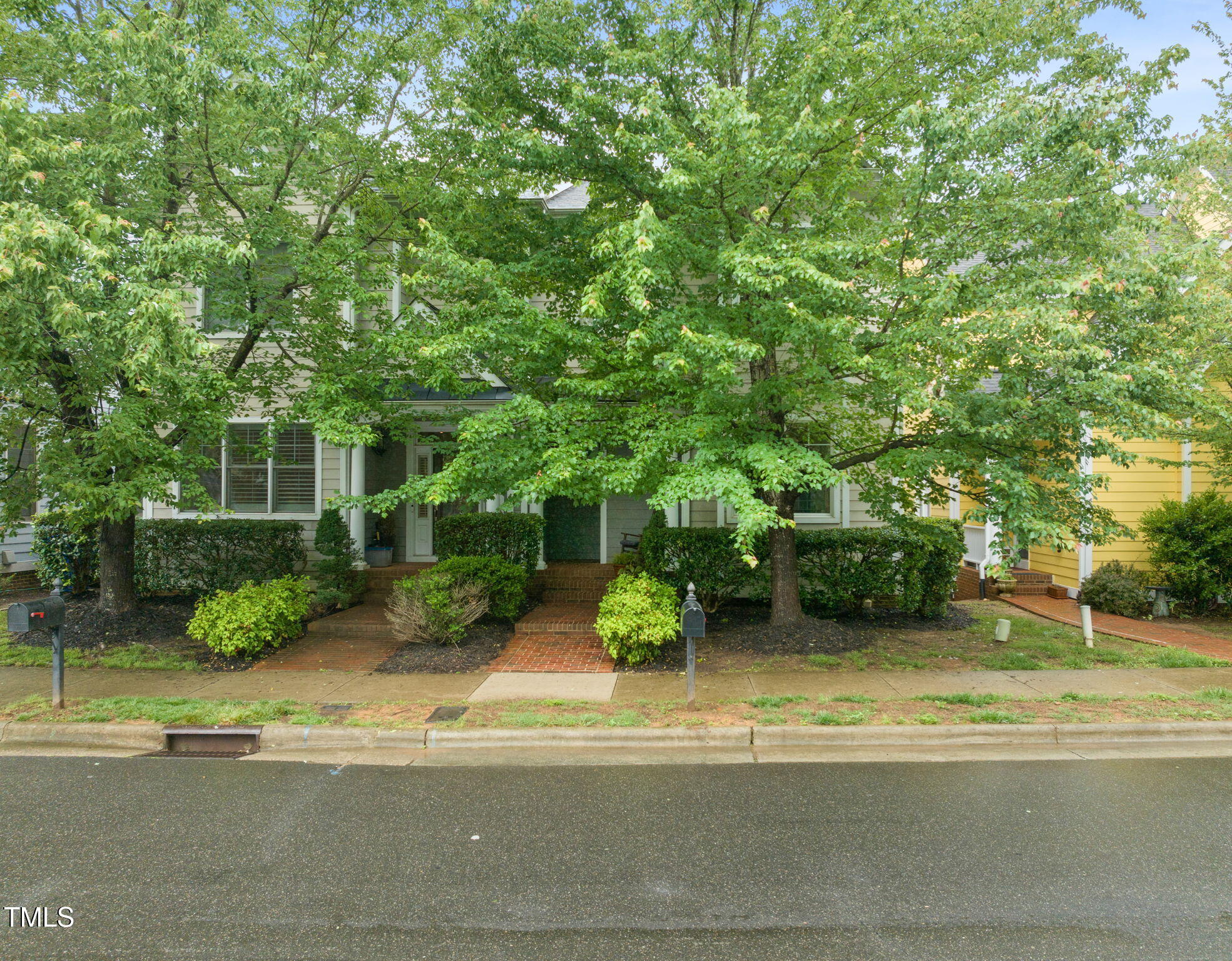 404 S Camellia Street