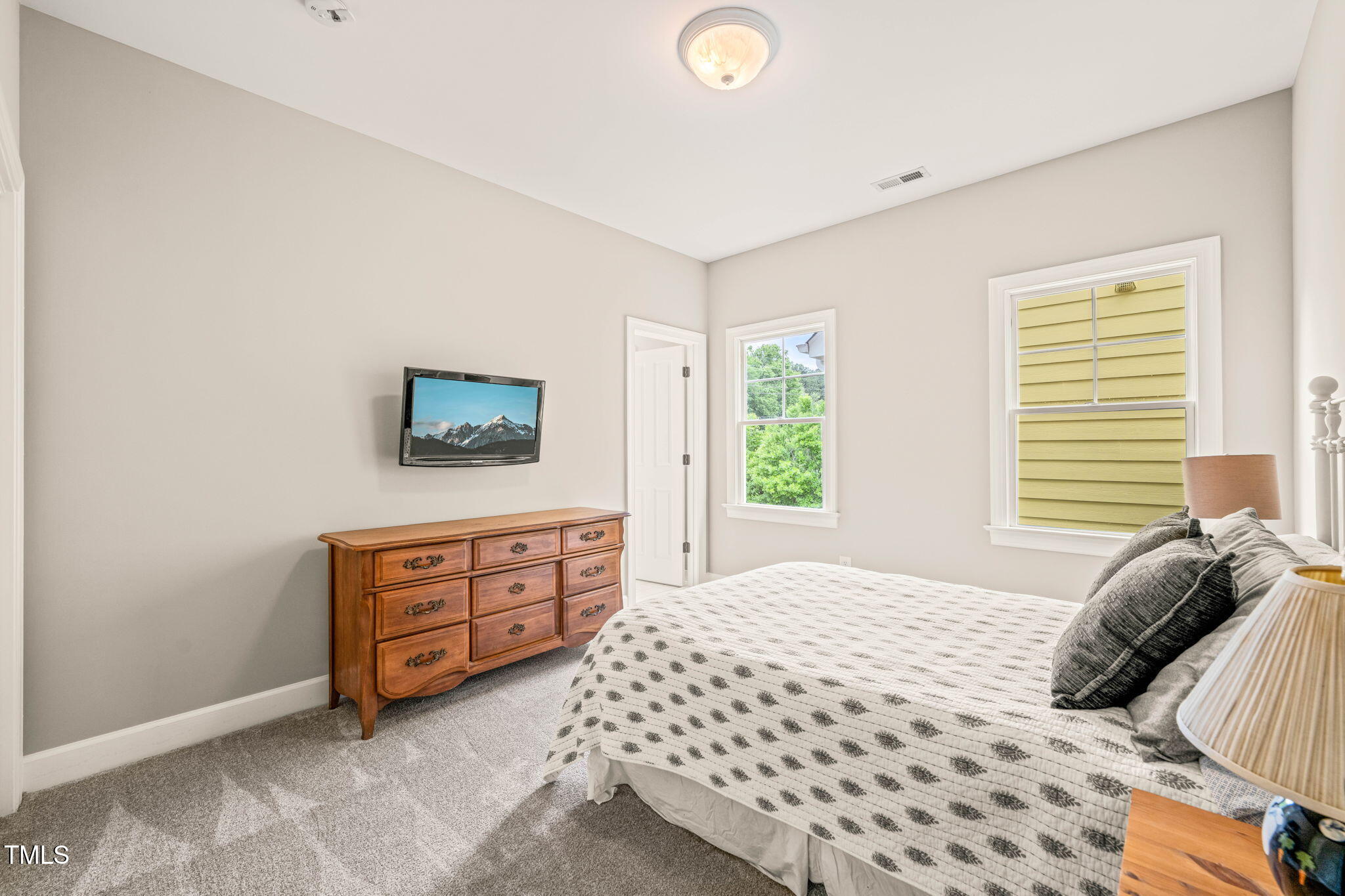 404 S Camellia Street