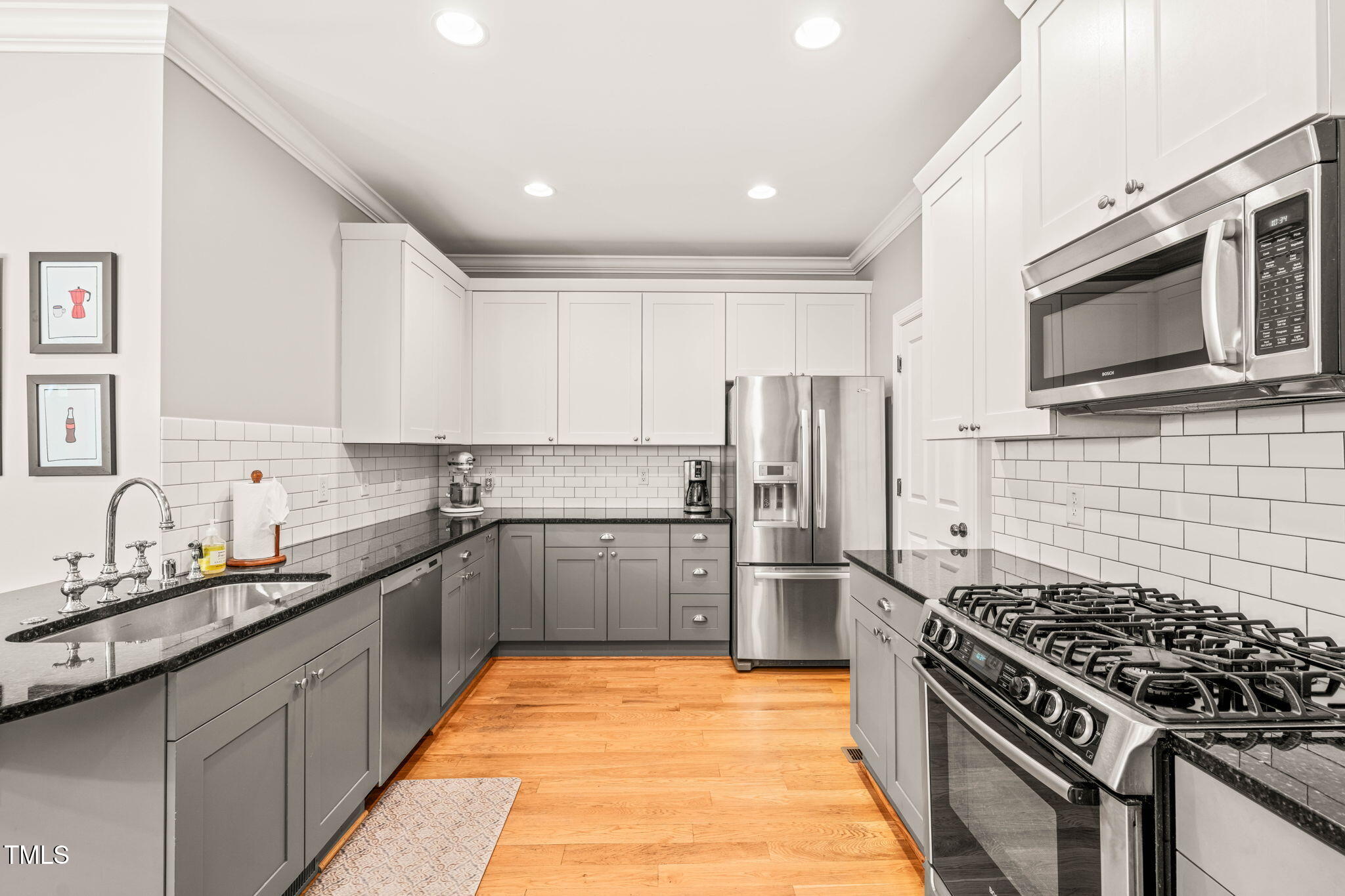 404 S Camellia Street