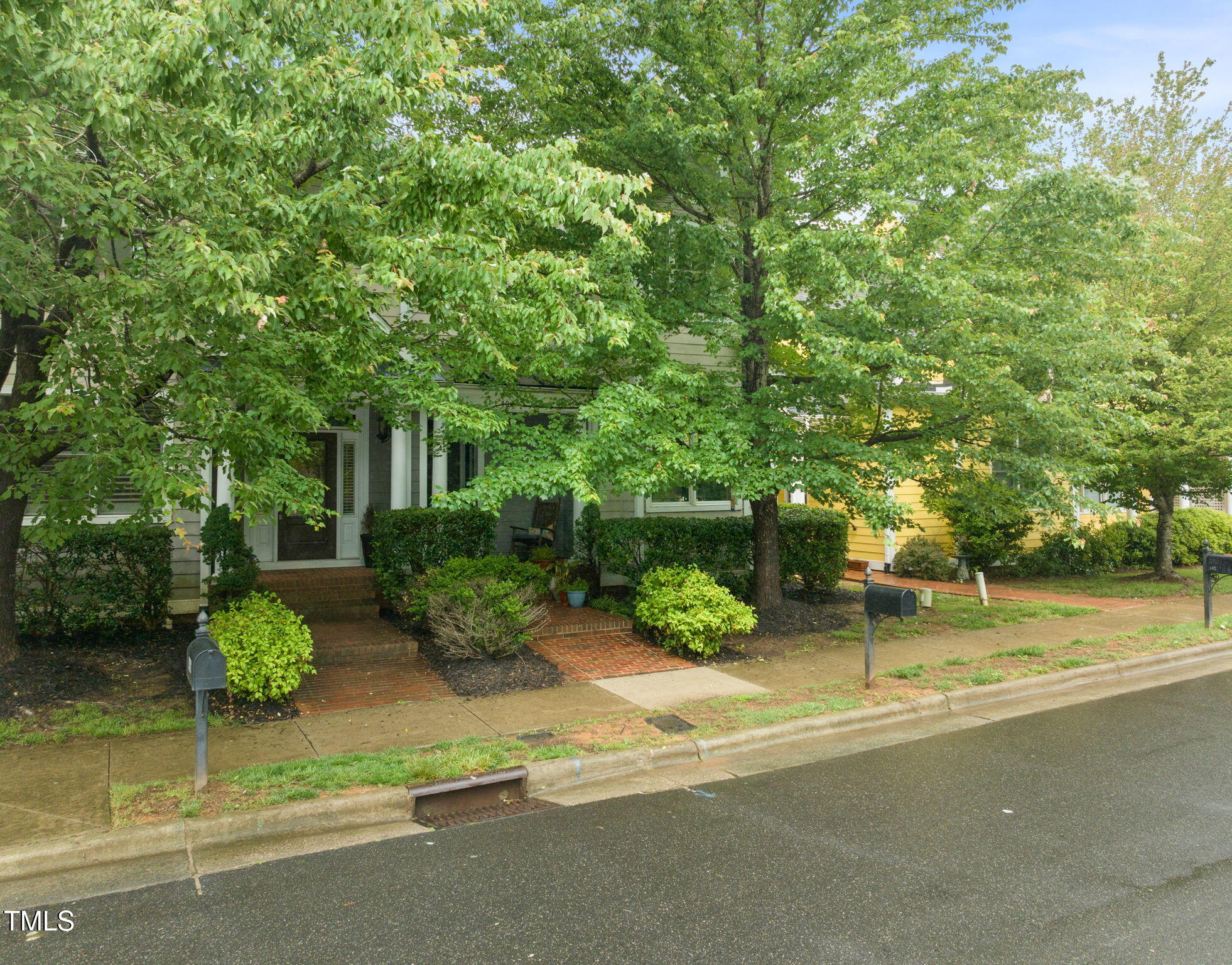 404 S Camellia Street