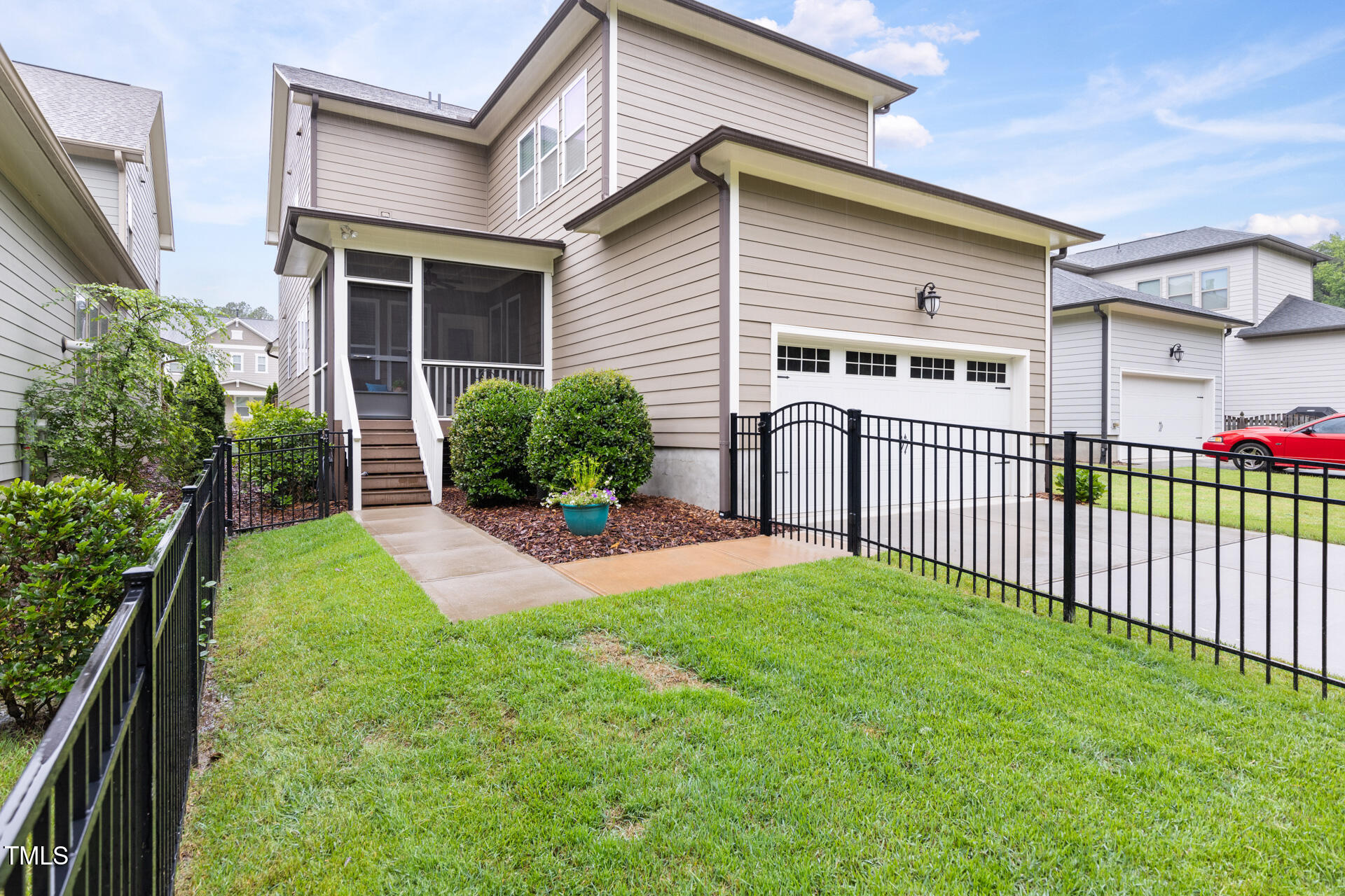 306 Crossland Drive