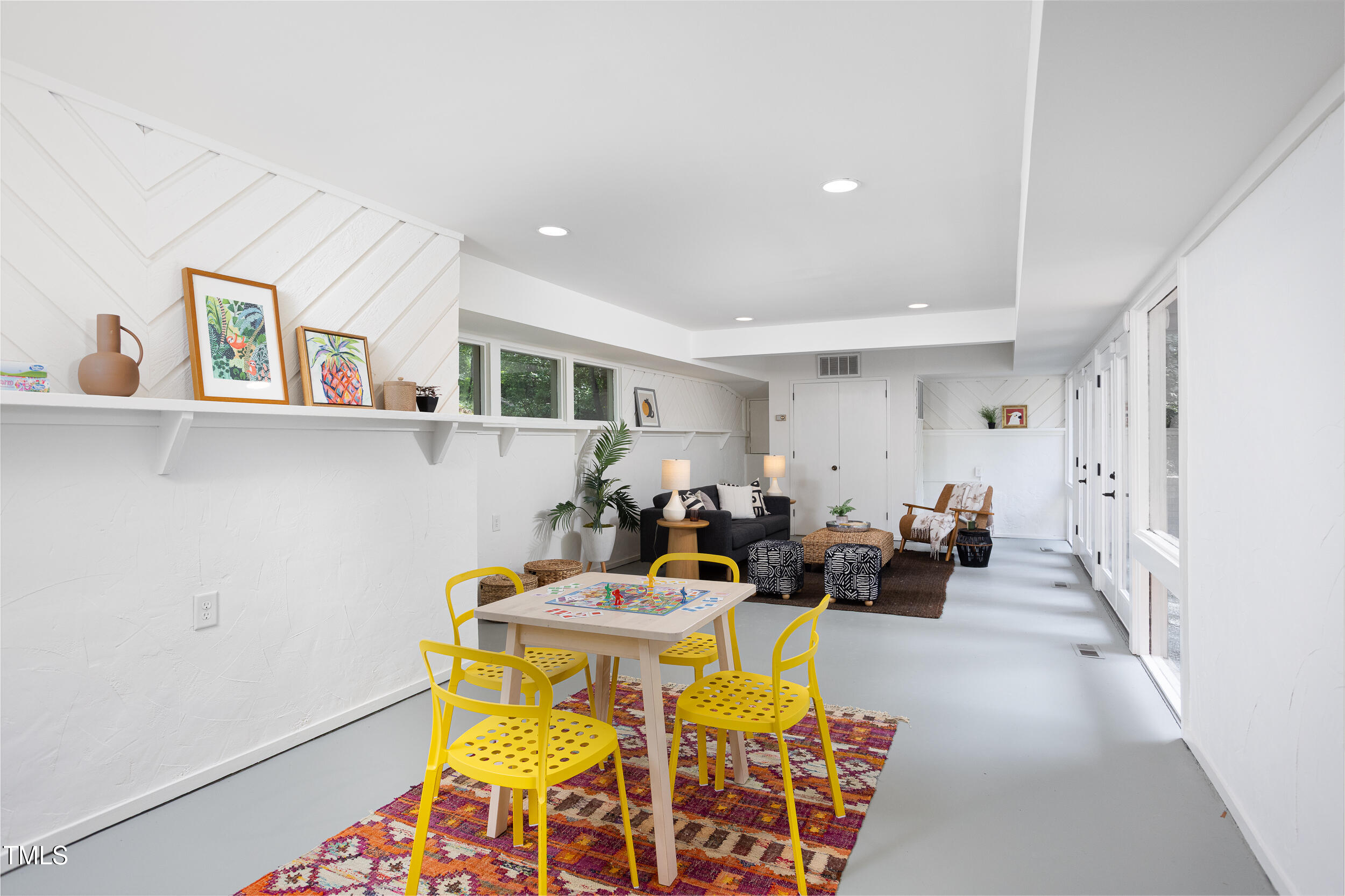 1604 Pinecrest Road