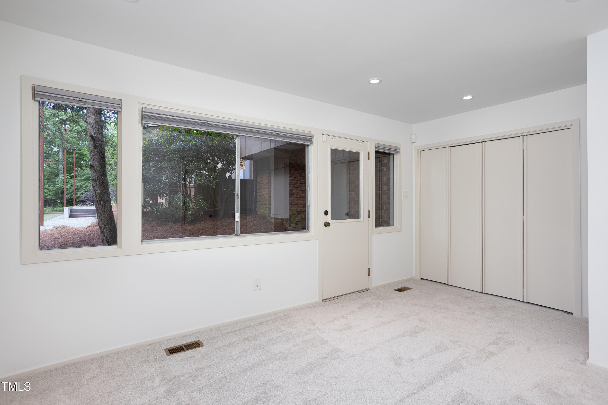 1604 Pinecrest Road