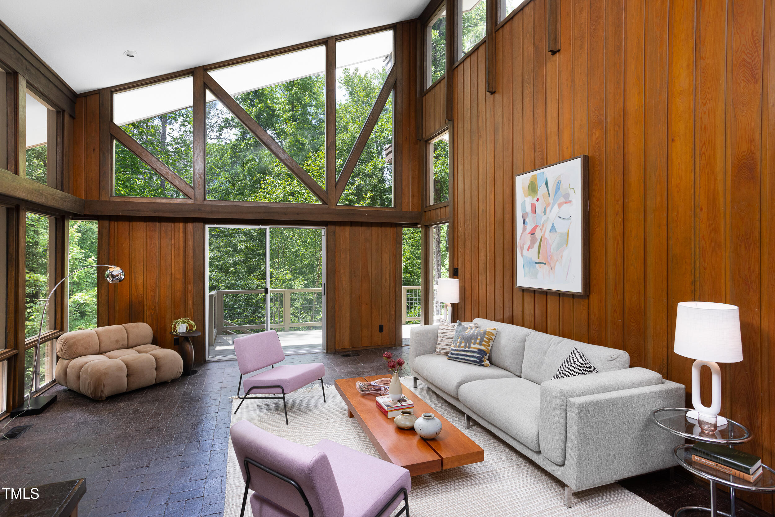 1604 Pinecrest Road