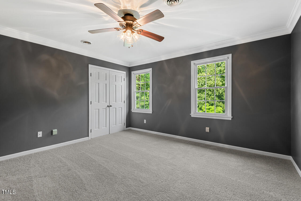 5409 Knollwood Rd Road