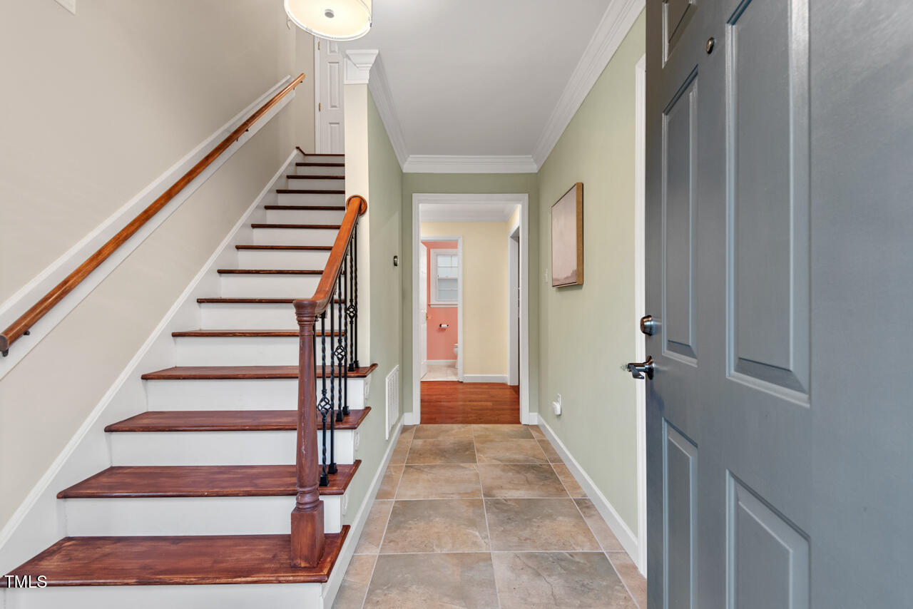 5409 Knollwood Rd Road