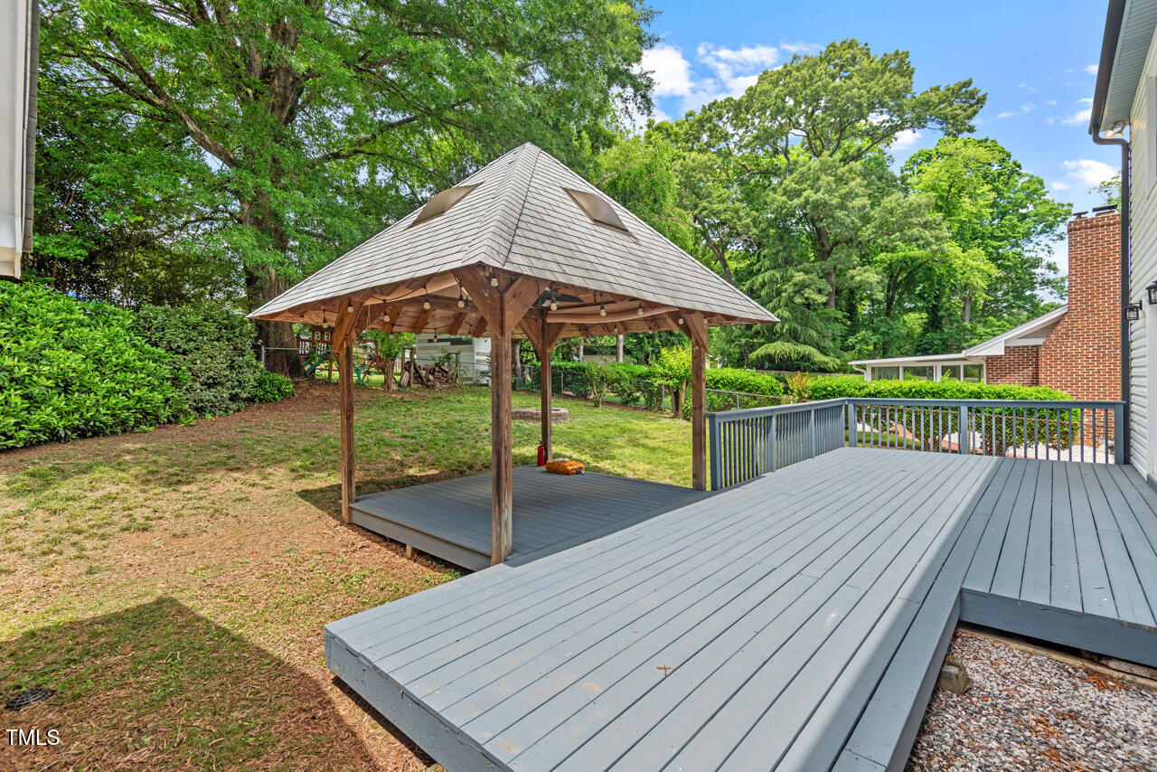 5409 Knollwood Rd Road