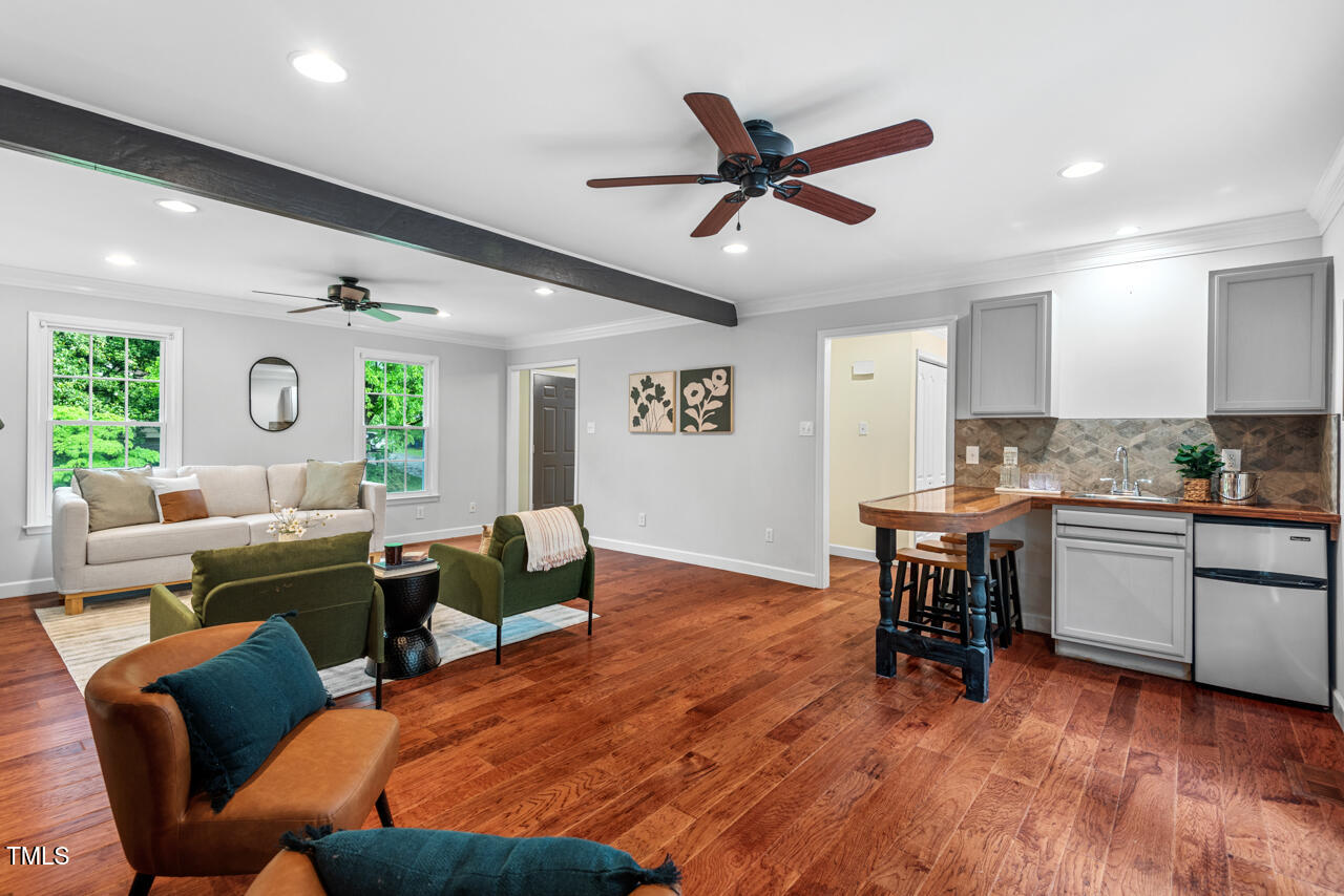 5409 Knollwood Rd Road