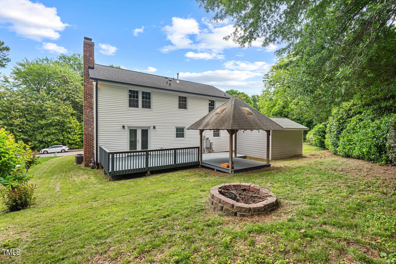 5409 Knollwood Rd Road