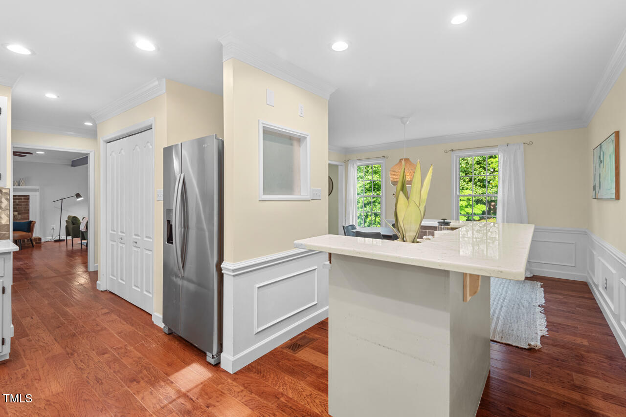 5409 Knollwood Rd Road
