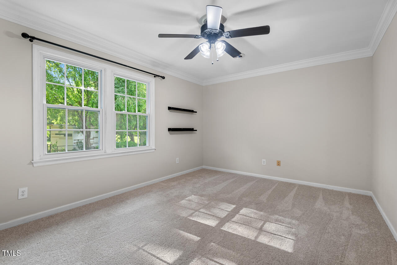5409 Knollwood Rd Road