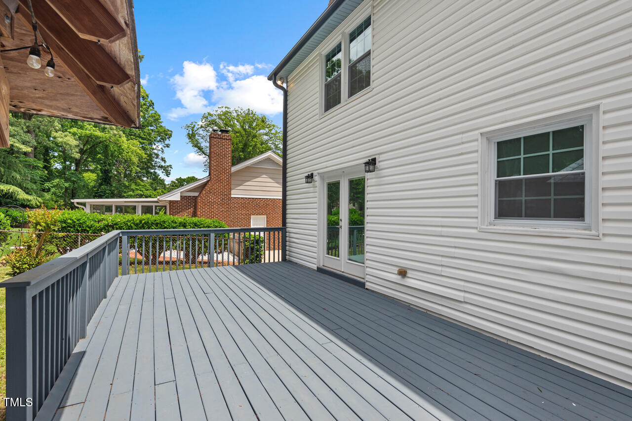 5409 Knollwood Rd Road