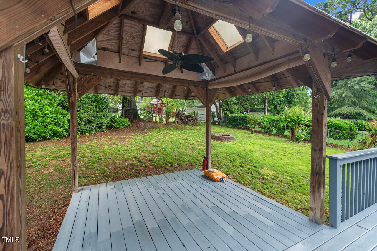 5409 Knollwood Rd Road