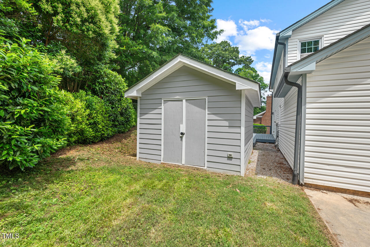 5409 Knollwood Rd Road