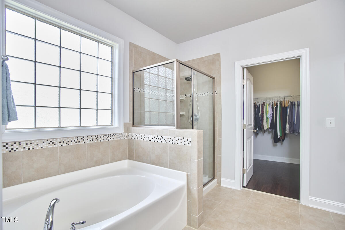 2916 Reynolda Circle