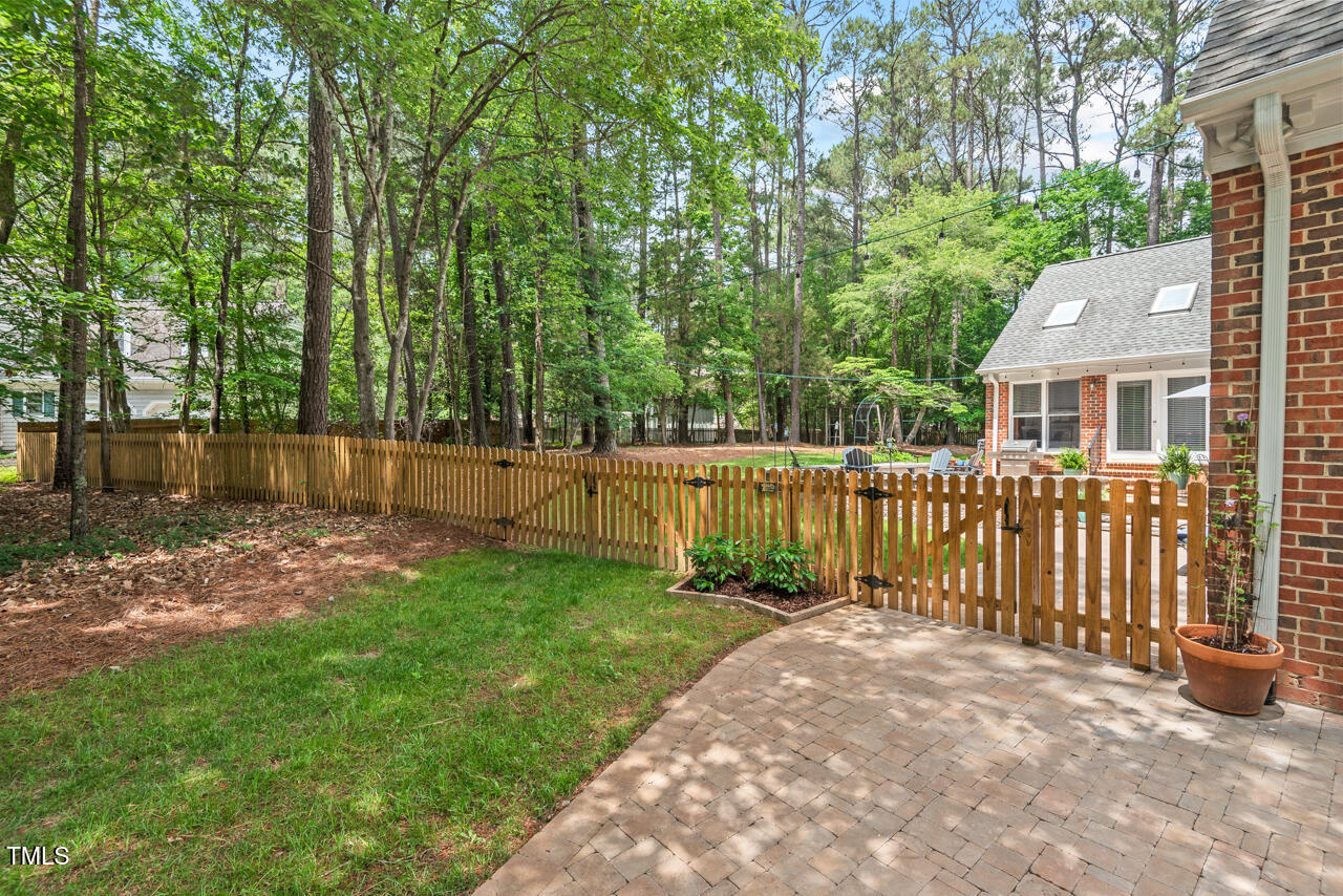 9900 Two Robins Court