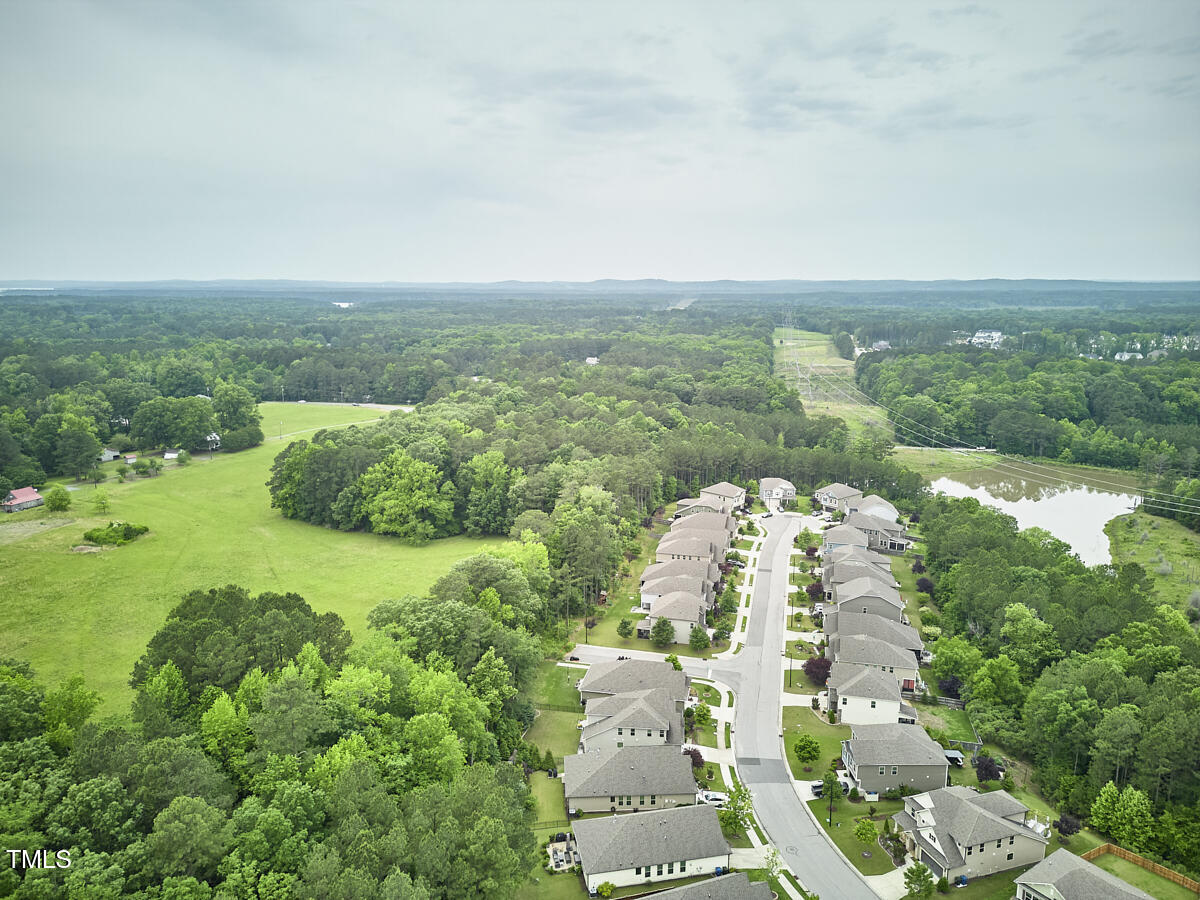 112 Filigree Way