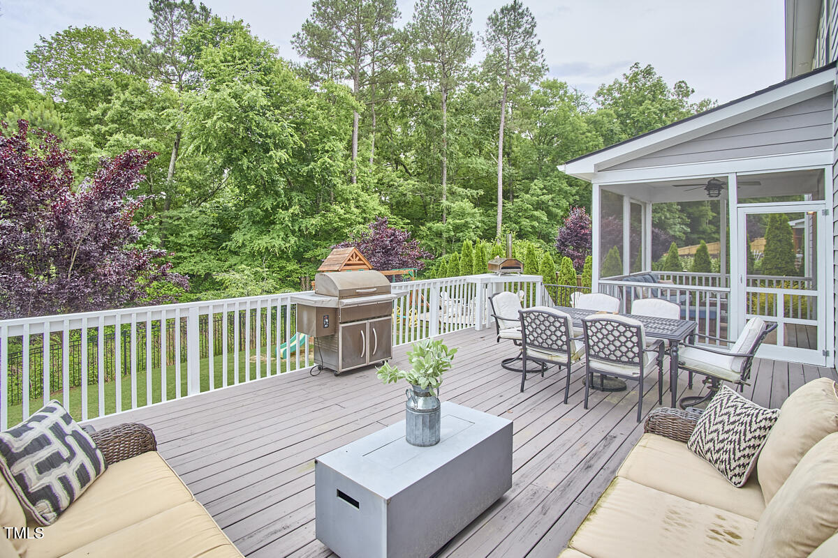 112 Filigree Way