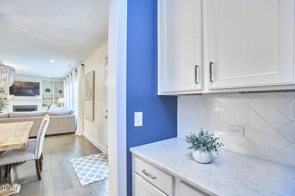 112 Filigree Way
