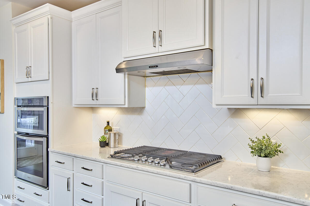 112 Filigree Way
