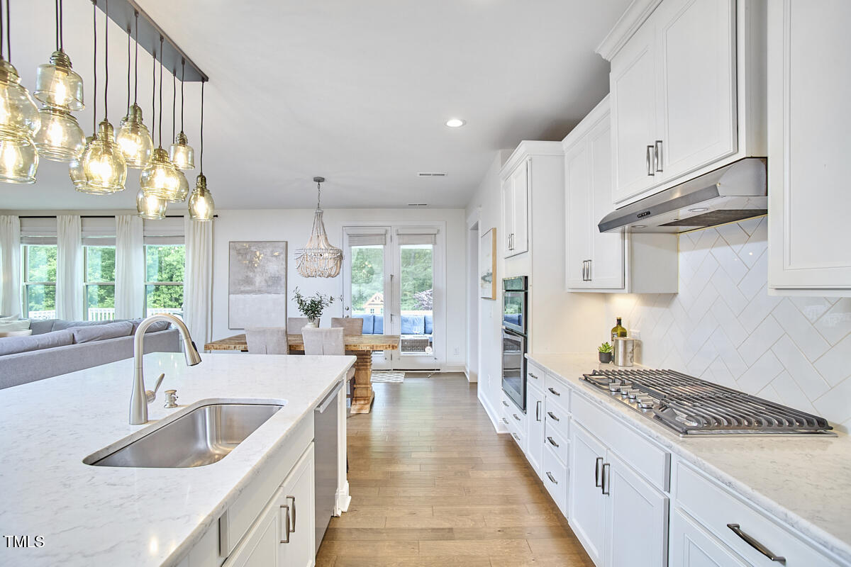 112 Filigree Way