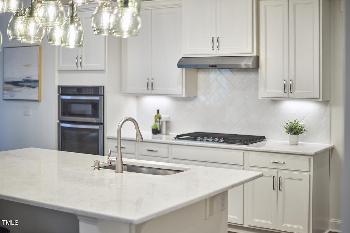 112 Filigree Way
