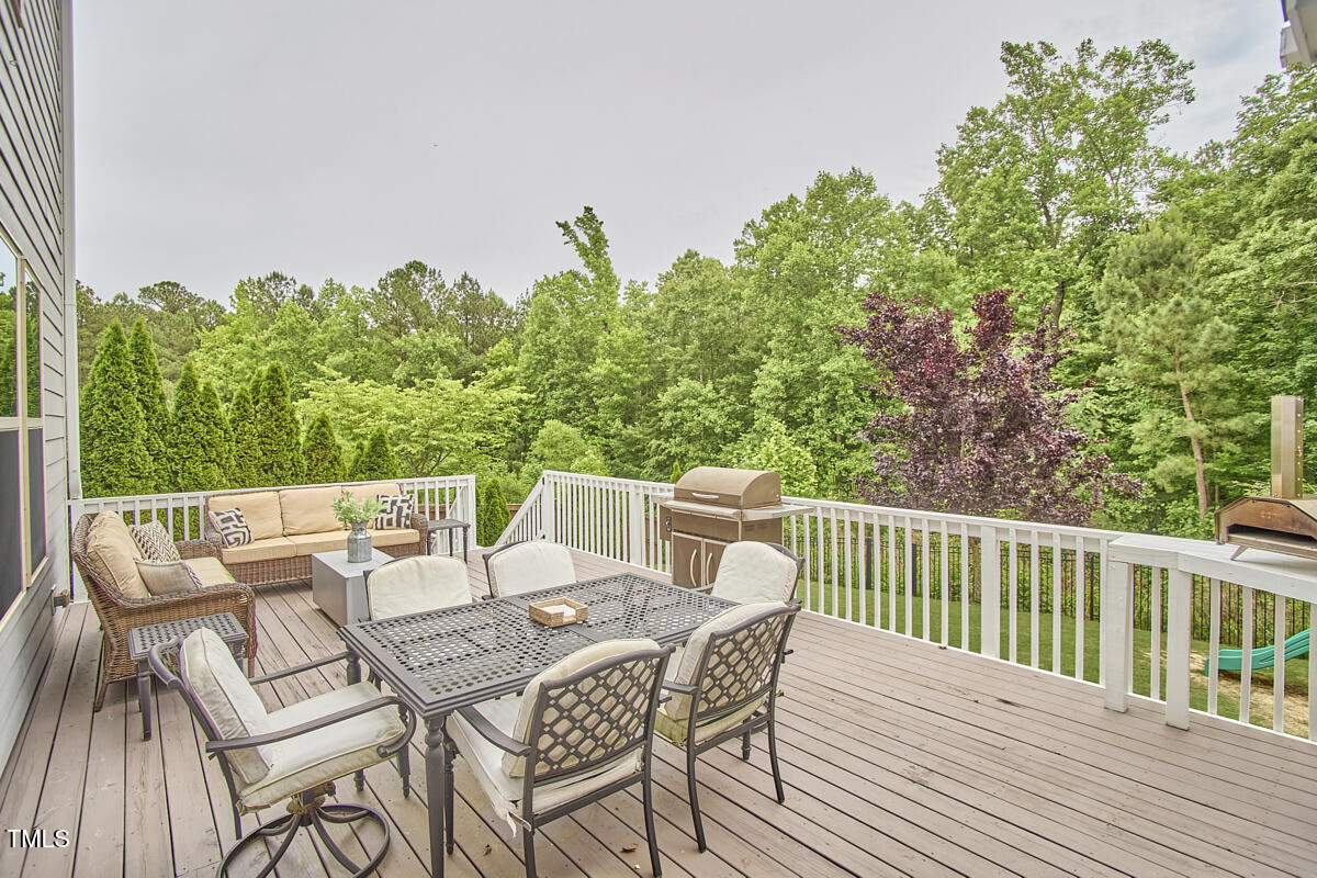 112 Filigree Way