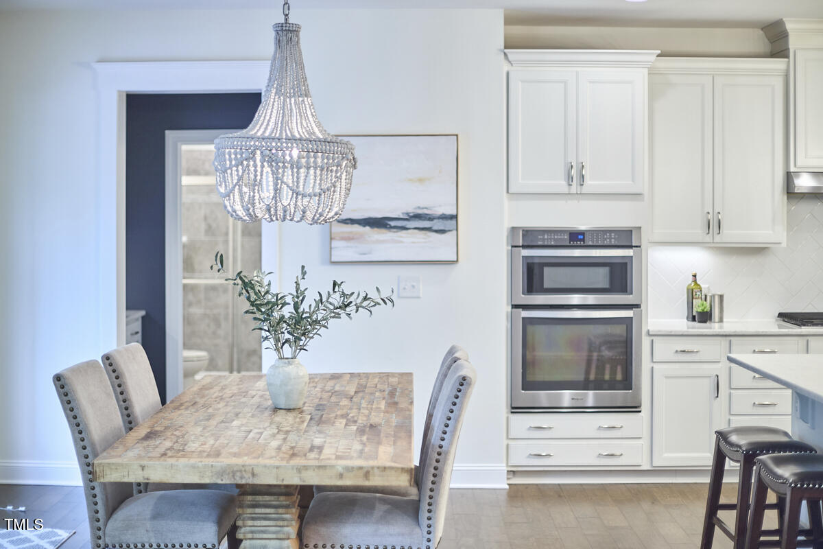 112 Filigree Way