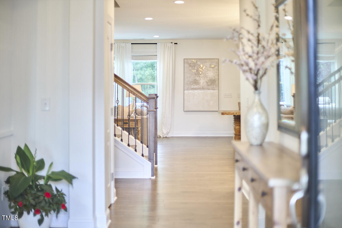 112 Filigree Way