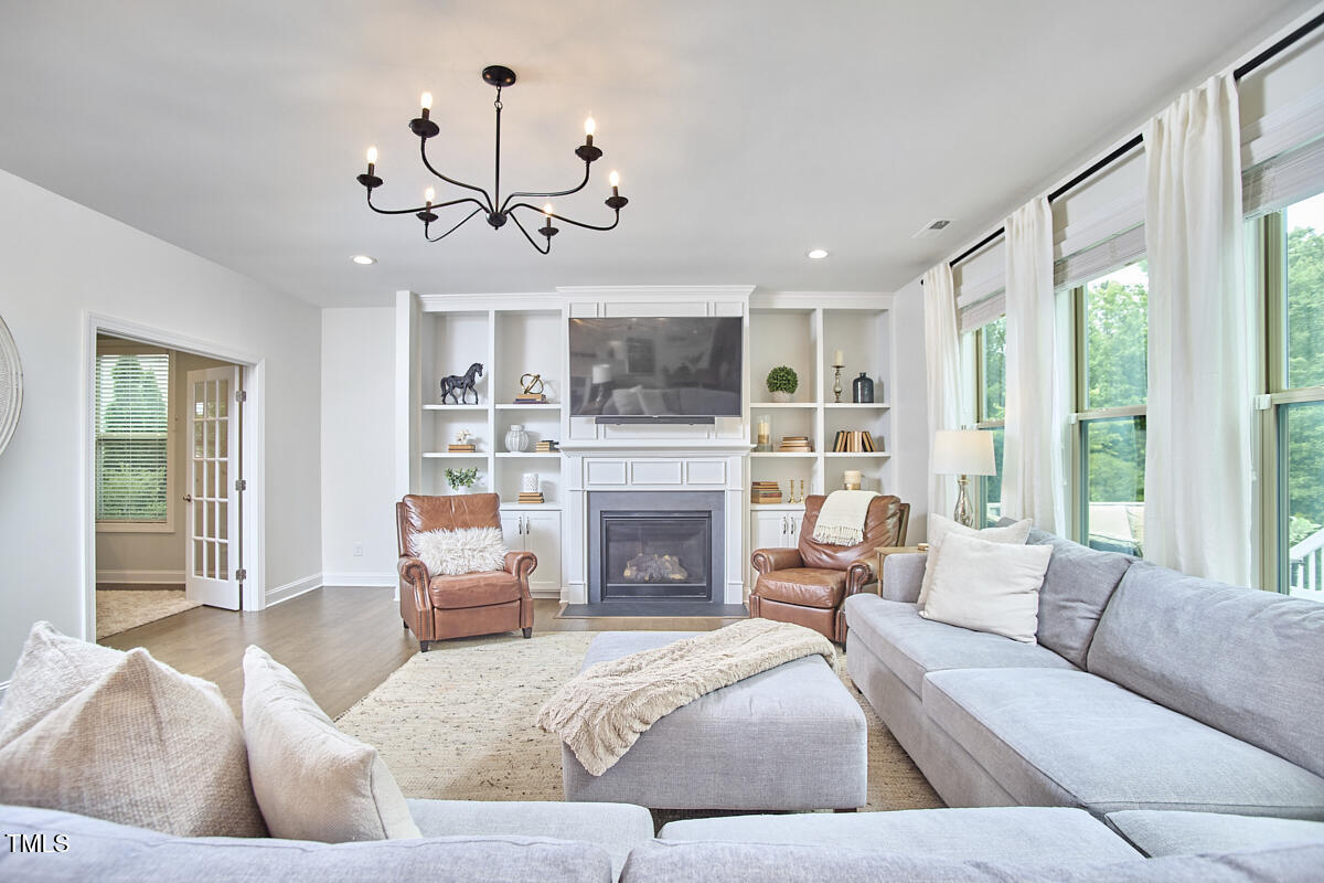 112 Filigree Way
