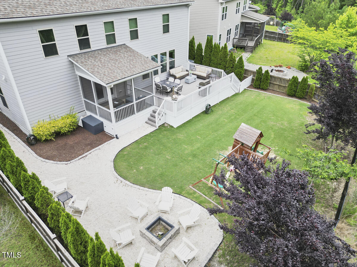 112 Filigree Way